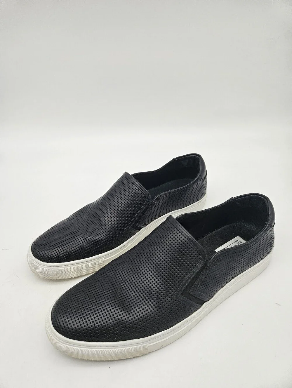 URI MINKOFF Union Leather Slip On Sneaker Loafer Mens Black Sz 12M